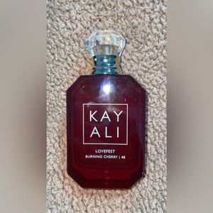 Kayali burning cherry 1.7oz